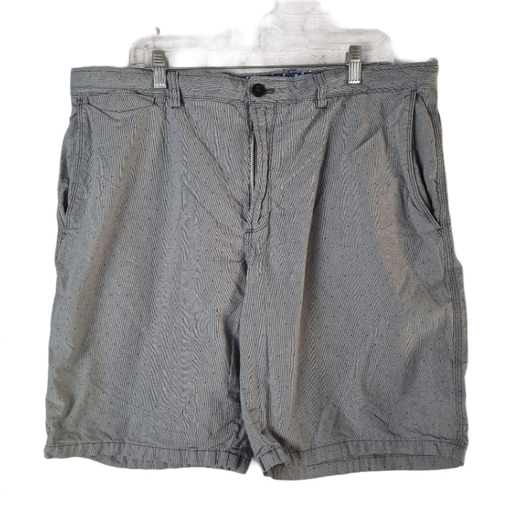 Banana Republic Men's Gray Dotted Shorts Sz. 38